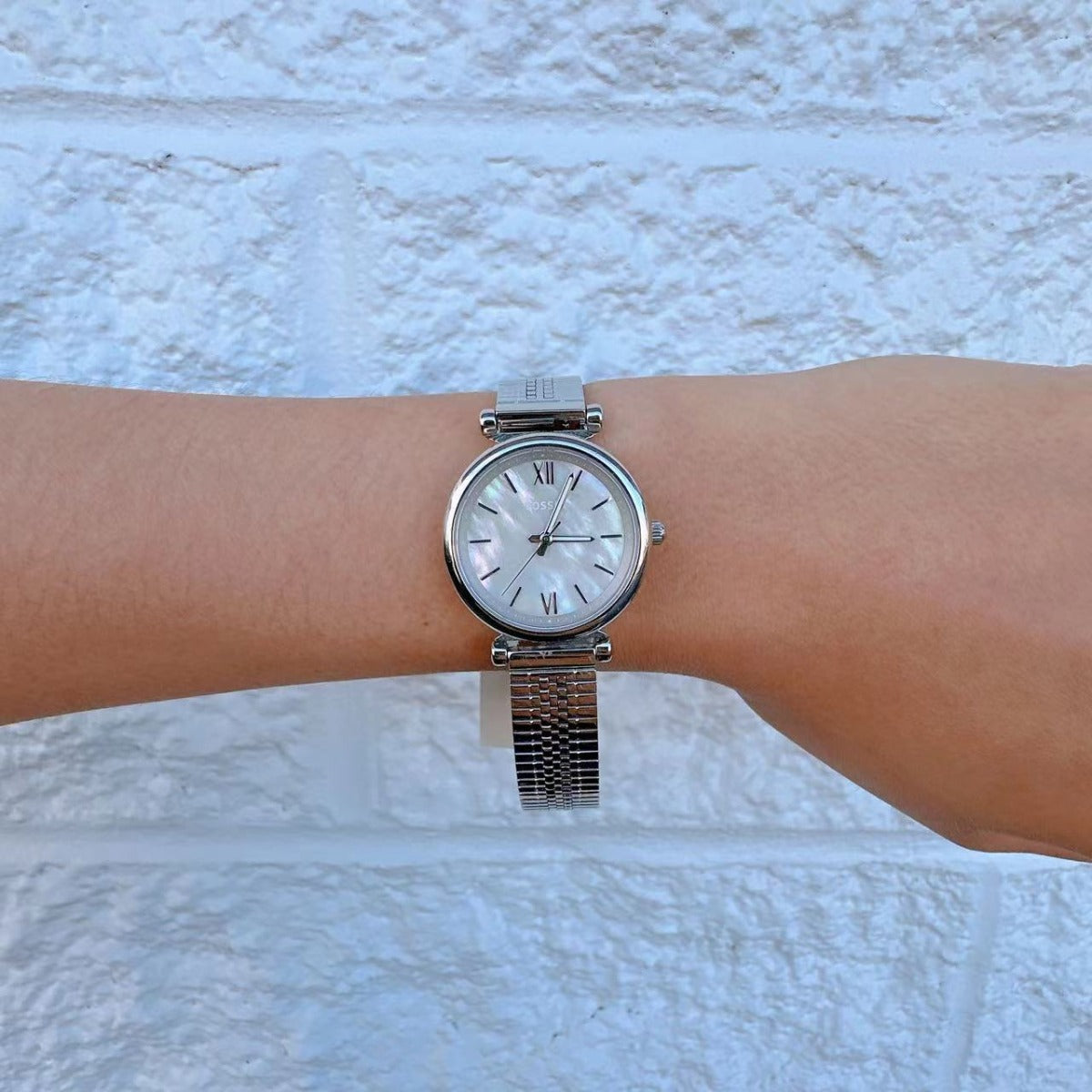 Fossil ES4695 Carlie Mini Three-Hand Stainless-Steel Women Watch Fossil ES4695 Carlie Mini Three-Hand Stainless-Steel Women Watch